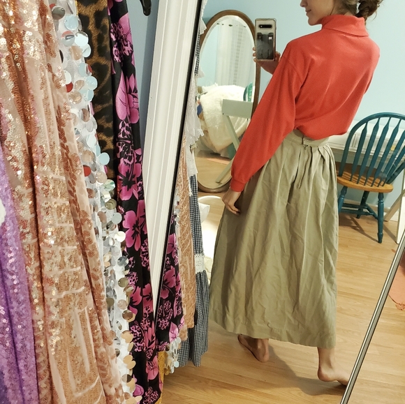 SOLD Vintage Pringle Of Scotland Sports Sweater - Picture 4 of 9